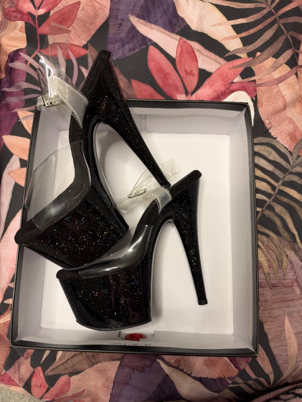 Size 8 7” Pleaser Adore-708MG black glitter